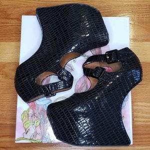 Jeffrey Campbell Rockspring heel-less platforms